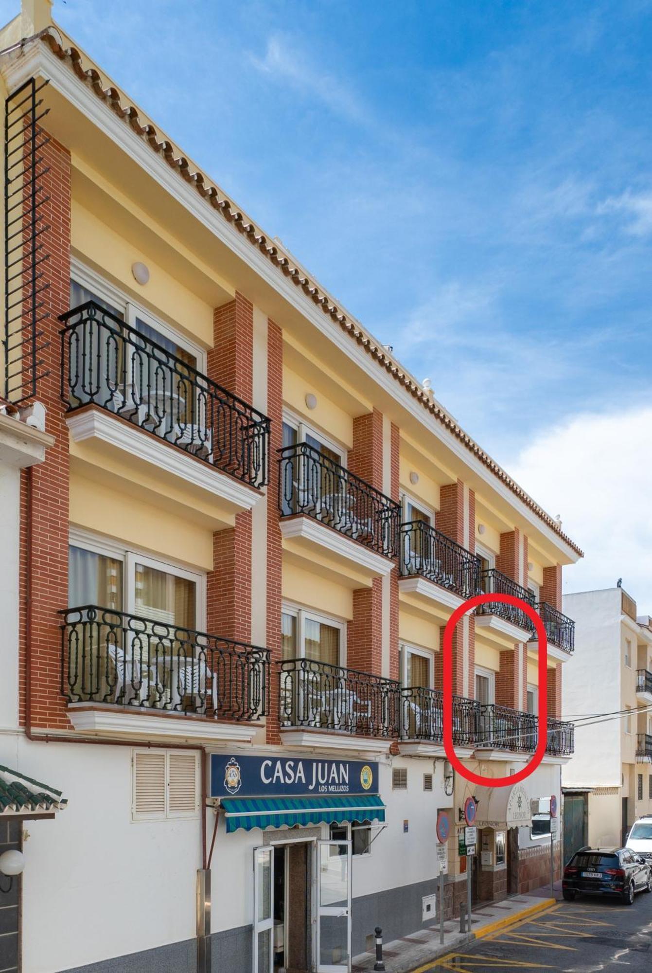 טורמולינוס Apartamentos Leonor Carihuela מראה חיצוני תמונה